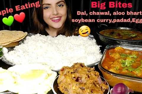 Eating*Simple Food*Dal Chawal🍛, Aloo Bharta,Sunny Side Up Egg🍳, asmr eating show,Mukbang,Big..