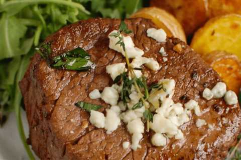 How to Prepare a Delicious Beef Tenderloin Filet in the Oven