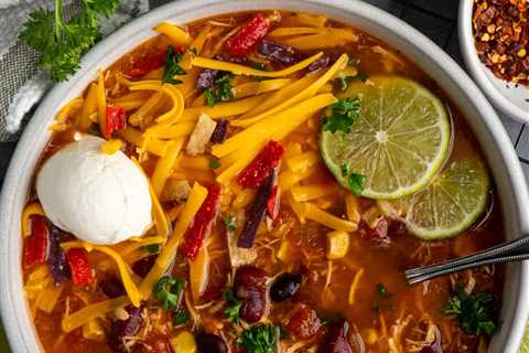 Easy Slow Cooker Chicken Taco Soup