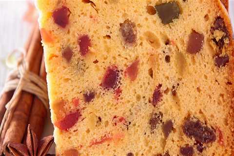 Comment préparer un délicieux gâteau aux fruits secs et au rhum ambré