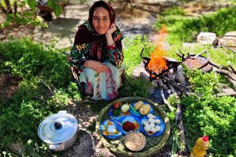 Cooking delicious pasta with organic ingredients in the villages of Iran