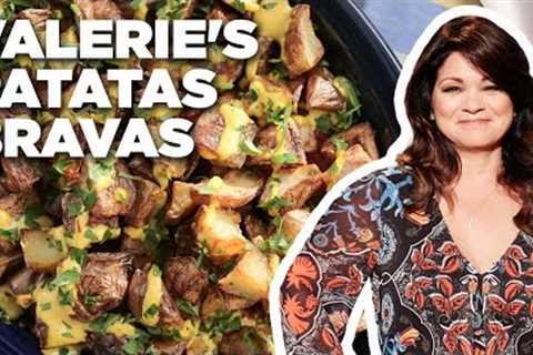 Valerie Bertinelli''s Patatas Bravas | Valerie''s Home Cooking | Food Network