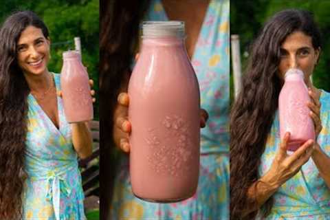 Best Strawberry Milk Recipe + How to Make Fresh Coconut Milk 🍓🥛 Raw Vegan, Plant-Based, &..