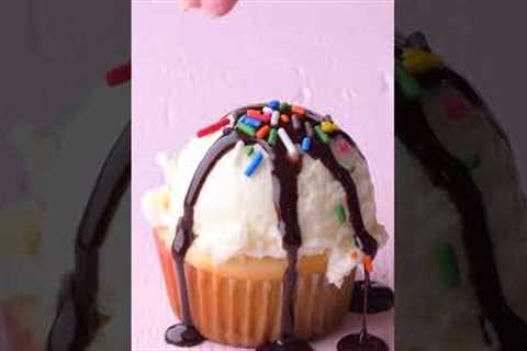 Easy sundae cupcake decorating #shorts