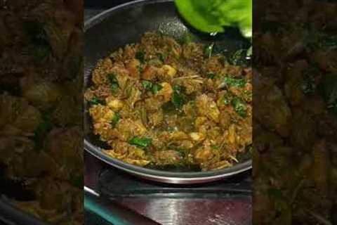 Chicken ko herbs ke sath kase healthy pakate hai #recipes #shorts #foodie #hungry