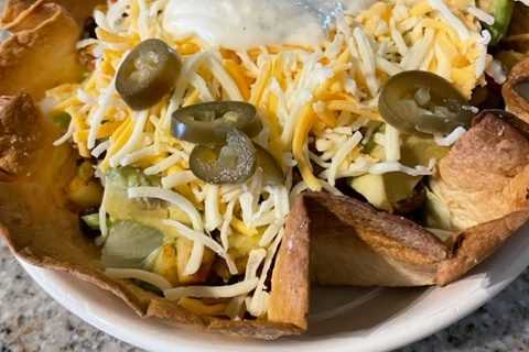 Easy Steak Taco Salad Bowl