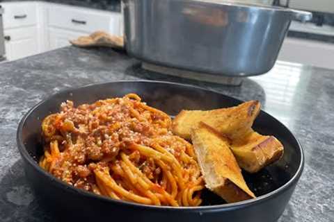 One Pot Spaghetti and Meat sauce -  How To Make Spaghetti