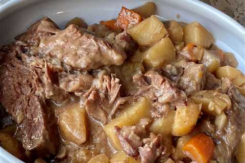 CROCK POT ROAST BEEF