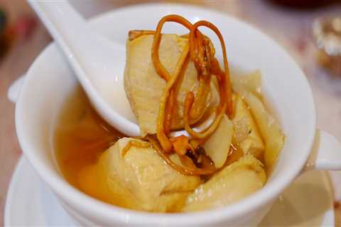 Dried Fish Maw and Red Dates Soup: A Delicious and Nutritious Addition to Your Chinese Cooking..