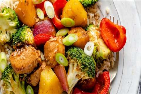 How to Make Sweet and Sour Chicken Stir Fry: A Delicious and Easy Recipe for Mushroom Lovers