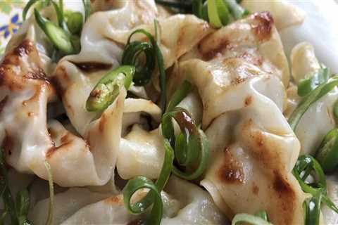 A Delicious Guide to Spicy Szechuan Pork Dumplings