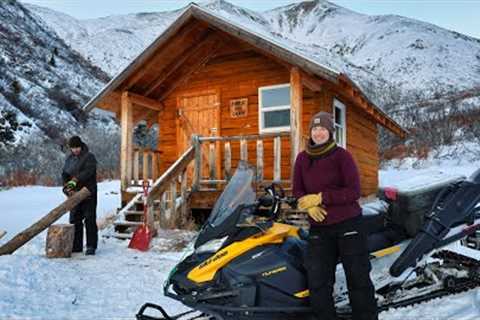 Mountain Cabin in Alaska''s Backcountry