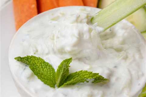 Easy Greek Tzatziki Sauce