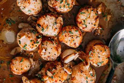 Sous Vide Scallops with Brown Butter Sauce