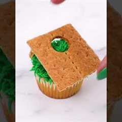 Score! Corn hole meets cupcakes for the ultimate summer treat!