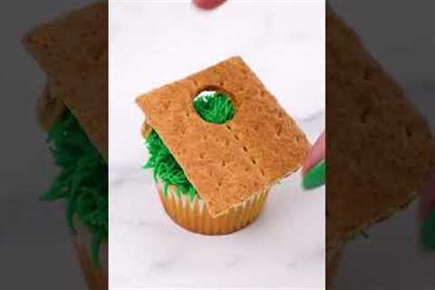 Score! Corn hole meets cupcakes for the ultimate summer treat!