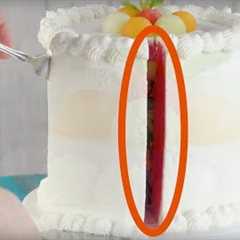 Cut This Cake Open And People Will Fall All Over Themselves