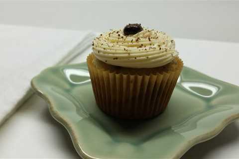 Tiramisu Cupcakes - Wicked Handy