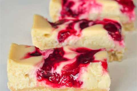 Raspberry Swirl Cheesecake Bars